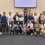 Jaguaruna realiza entrega de troféus aos alunos participantes do concurso “Vida Ativa Longe do Cigarro Eletrônico”