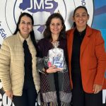 Professora de Sangão se destaca em premiação da plataforma Aprende Brasil